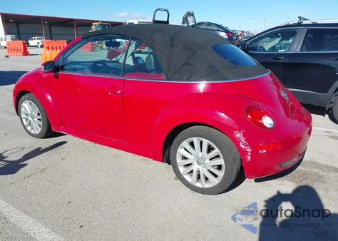 2010 Volkswagen New Beetle 2.5L из США, поврежденный, VIN 3VWRW3AL4AM010168